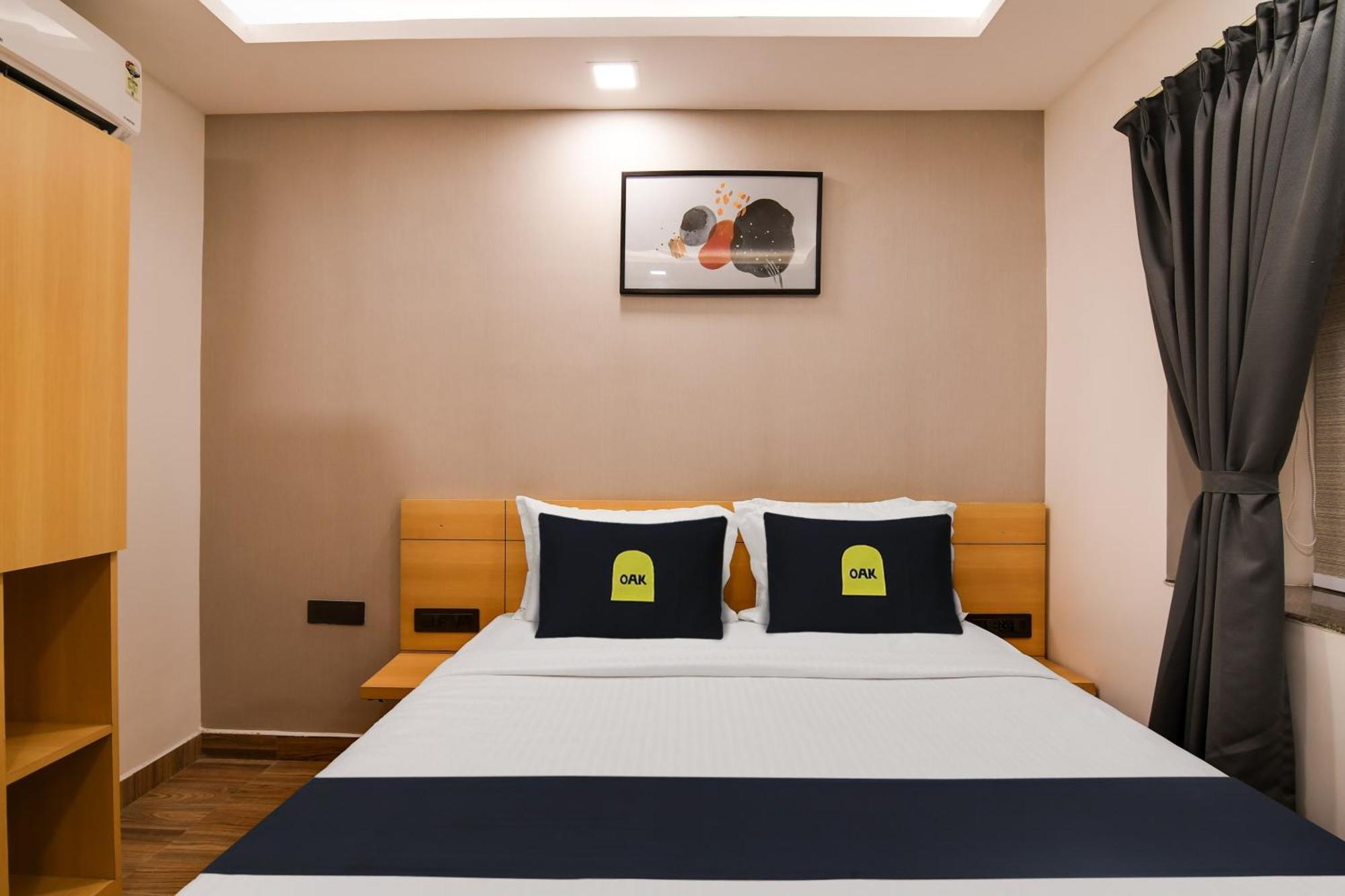 Super Townhouse Oak Sayhallo Ecstasy Bhubaneswar Exterior foto