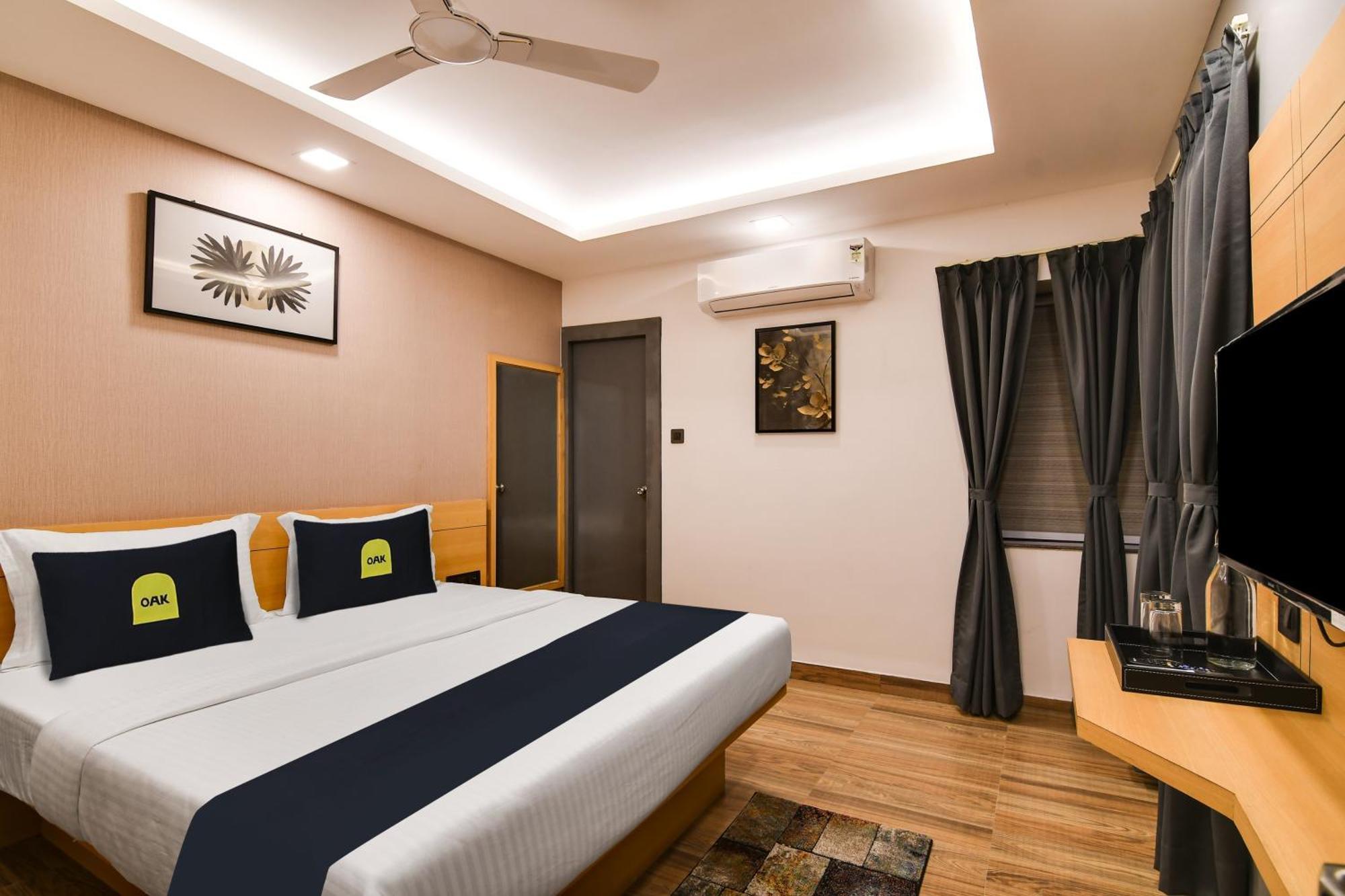 Super Townhouse Oak Sayhallo Ecstasy Bhubaneswar Exterior foto