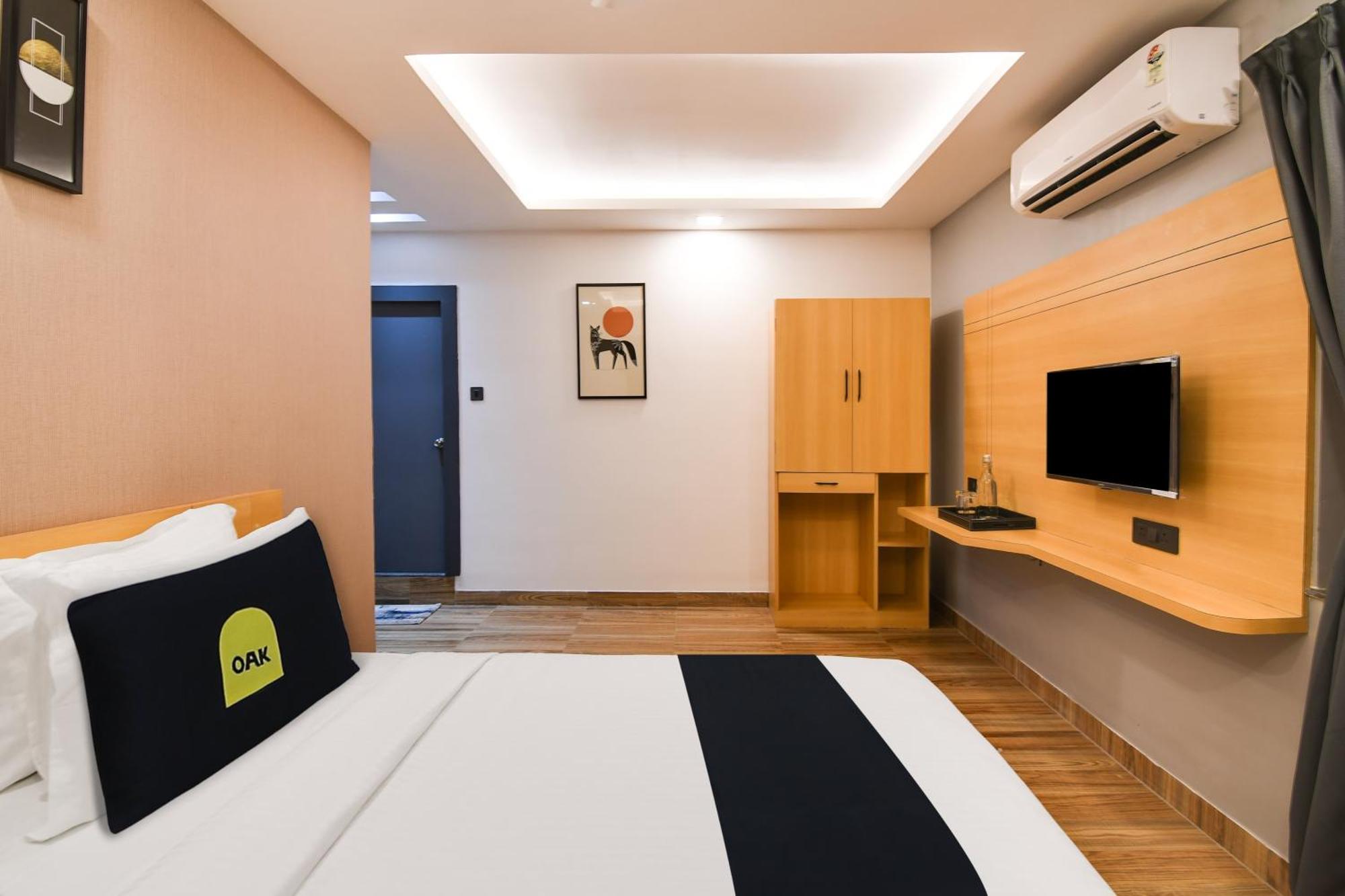 Super Townhouse Oak Sayhallo Ecstasy Bhubaneswar Exterior foto